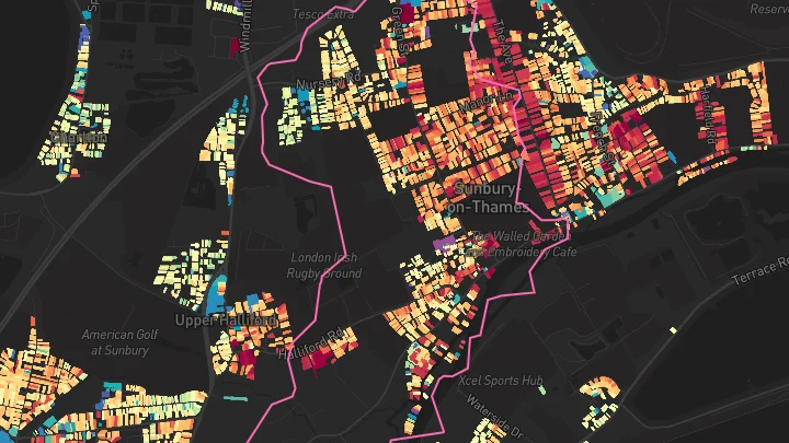 House price heatmap showing property values across Sunbury-On-Thames