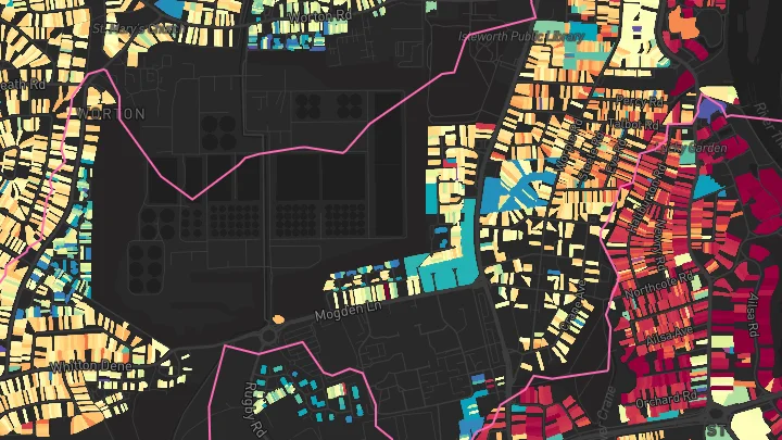 House price heatmap showing property values across Twickenham