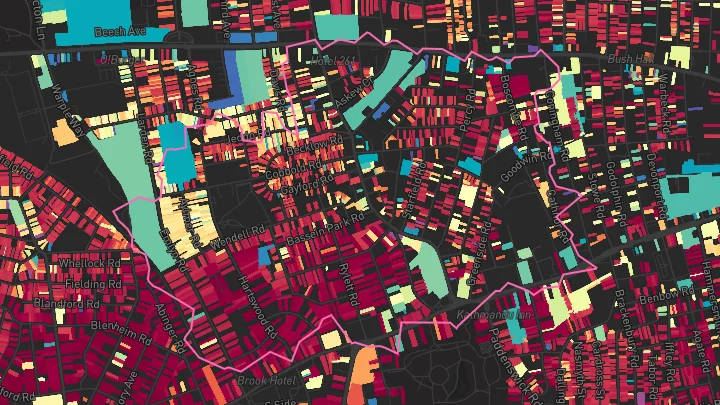 House price heatmap showing property values across Stamford Brook