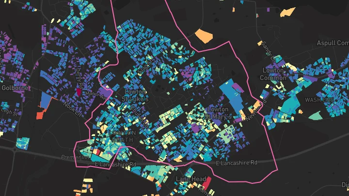 House price heatmap showing property values across Lowton