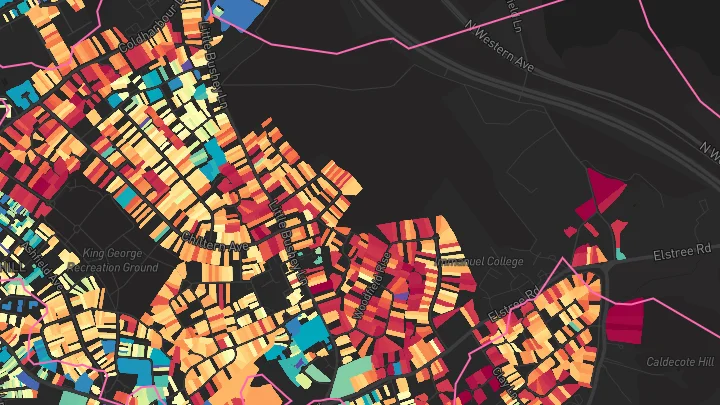 House price heatmap showing property values across Bushey